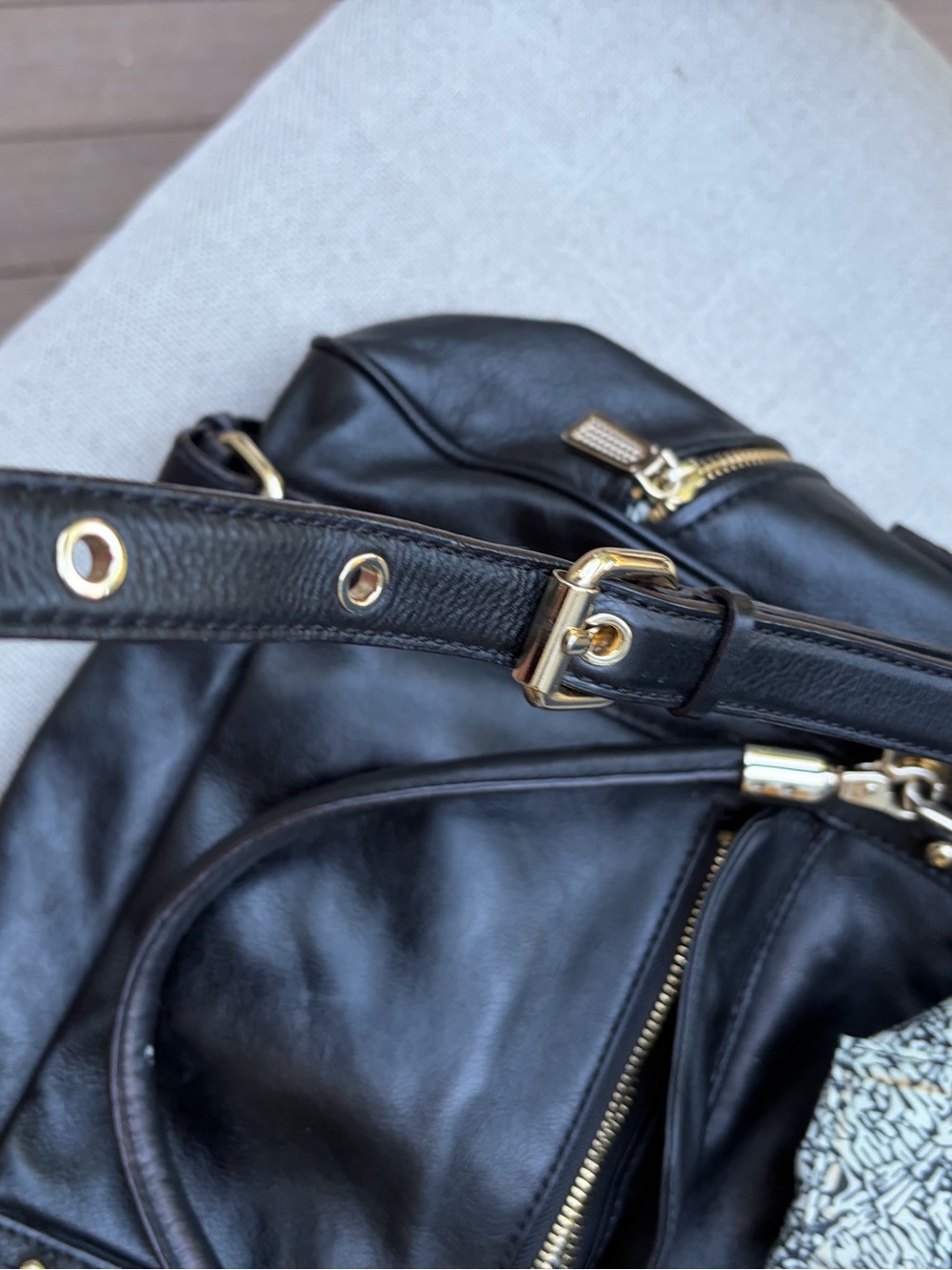 Rebecca Minkoff Cupid Classic Black Leather Satchel Handbag - Gold Hardware - Picture 9 of 12
